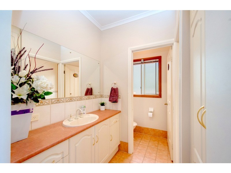 8 Osprey Parade, Hewett SA 5118