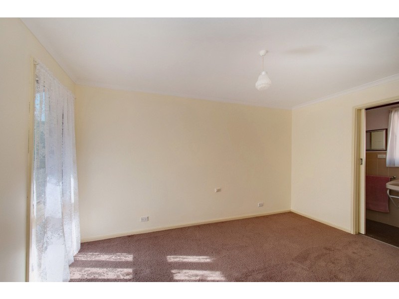 8 Alawoona Road, Munno Para SA 5115
