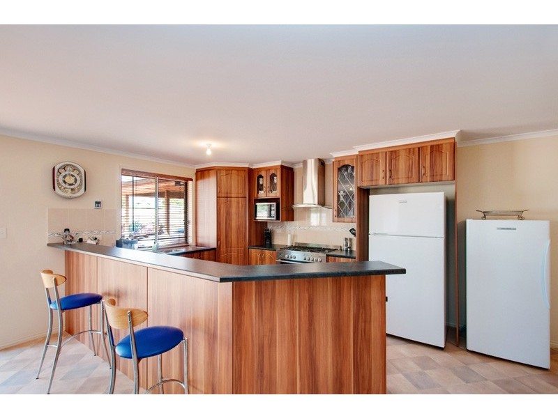 2 Paulmark Road, Angle Vale SA 5117