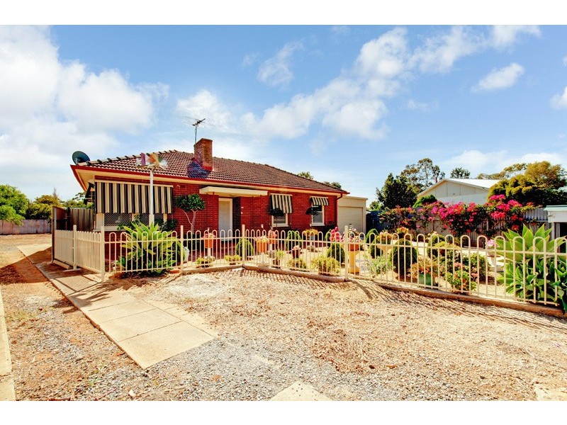 12 Hewitt Road, Elizabeth South SA 5112