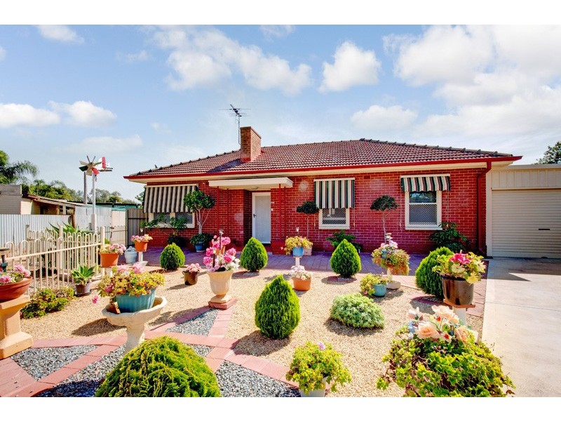 12 Hewitt Road, Elizabeth South SA 5112