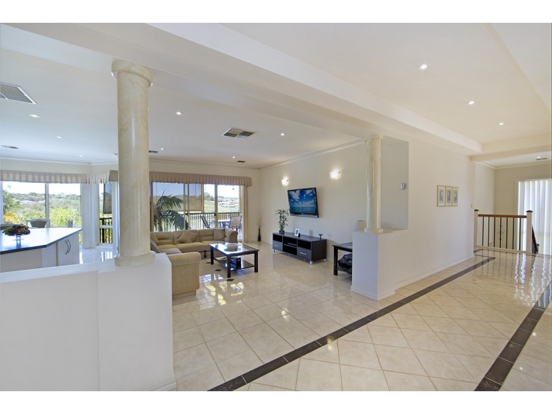 30 Rochester Crescent, Golden Grove SA 5125