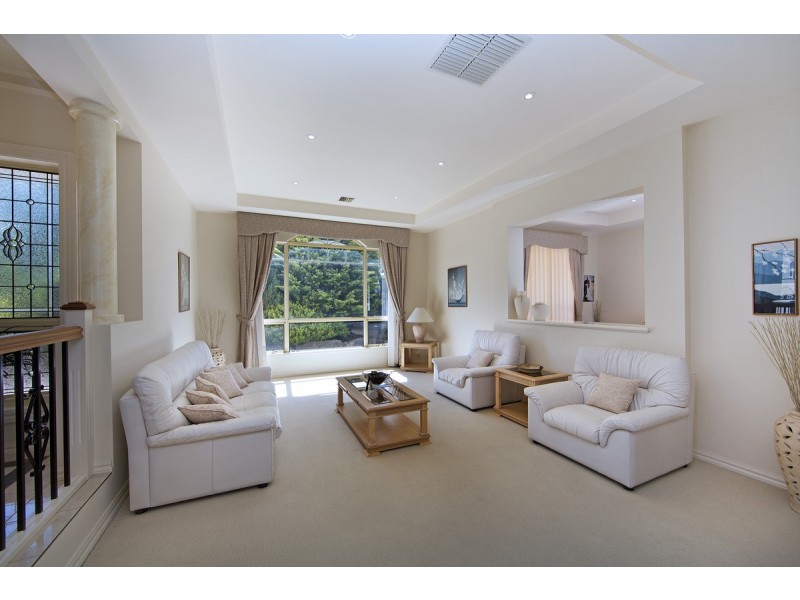 30 Rochester Crescent, Golden Grove SA 5125