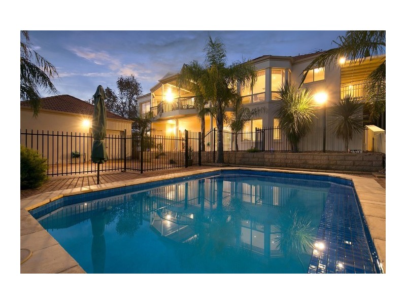 30 Rochester Crescent, Golden Grove SA 5125