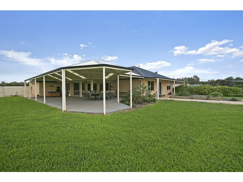 31 Bethesda Road, Lewiston SA 5501