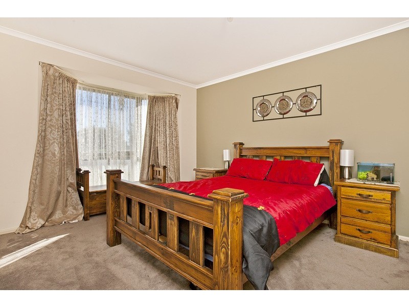 24 Kimvu Court, Munno Para West SA 5115