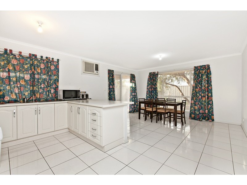 25 Banff Street, Burton SA 5110