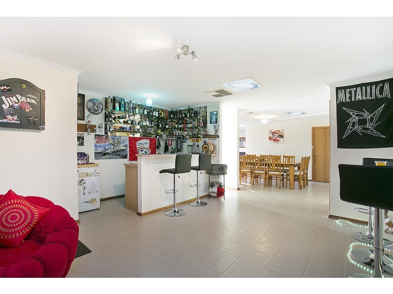 27 Honeysuckle Drive, Hillbank SA 5112