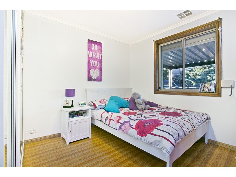 27 Honeysuckle Drive, Hillbank SA 5112