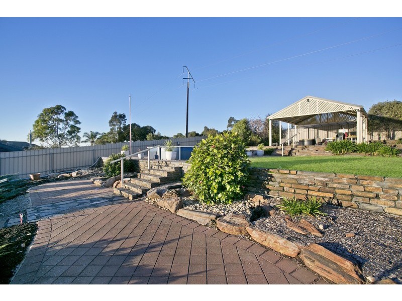 27 Honeysuckle Drive, Hillbank SA 5112