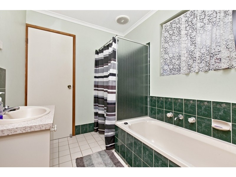 21 Pineridge Drive, Blakeview SA 5114