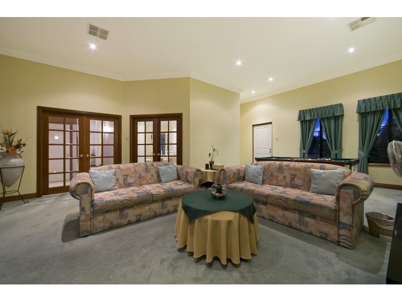 1 Osmond Way, Golden Grove SA 5125