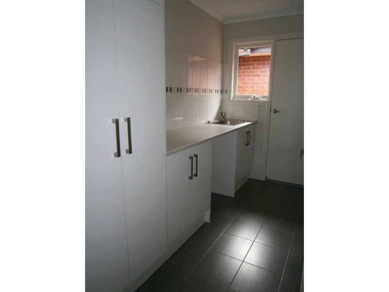 24 Woodfalls Road, Elizabeth Vale SA 5112