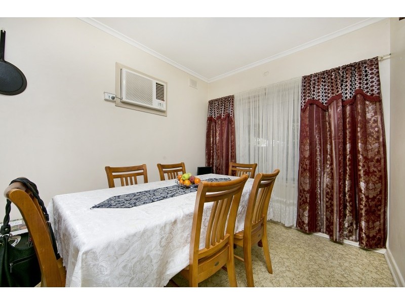 6 McIntosh Crescent, Brahma Lodge SA 5109