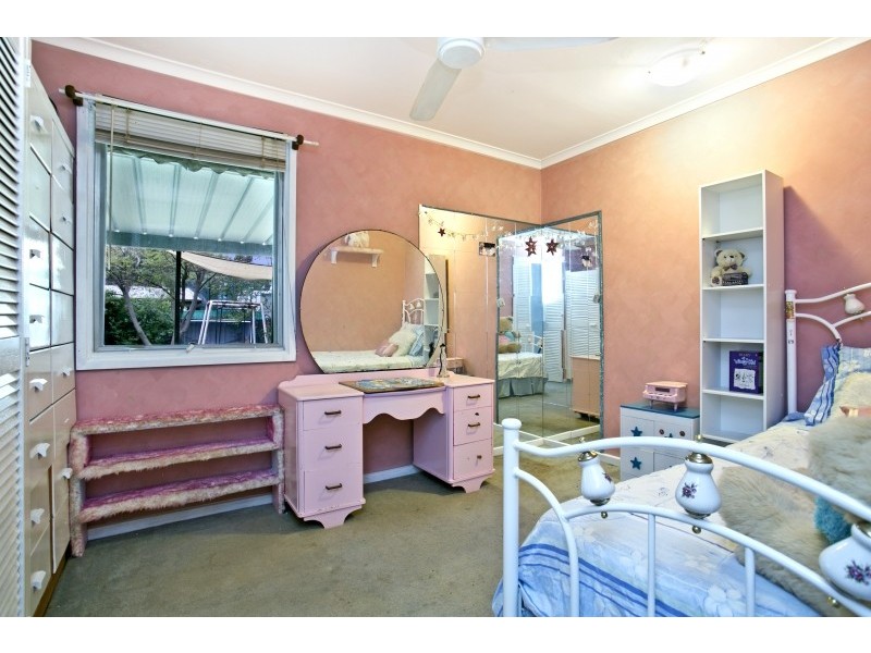 4 Goldwyn Avenue, Salisbury Downs SA 5108