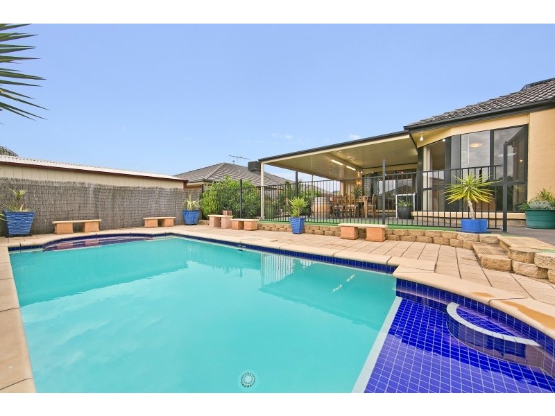 6 Oaklands Circuit, Hewett SA 5118