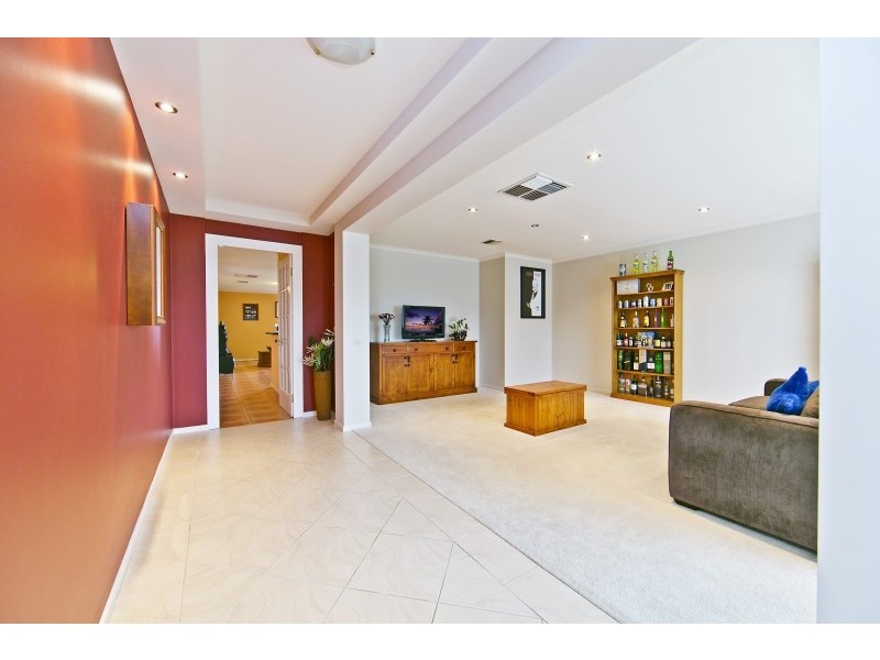 6 Oaklands Circuit, Hewett SA 5118