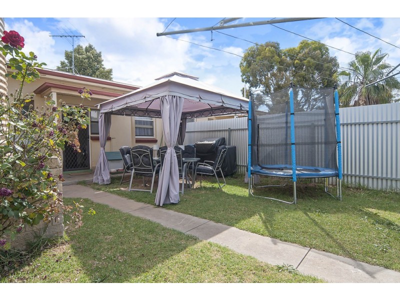 52 Jeffries Road, Elizabeth South SA 5112