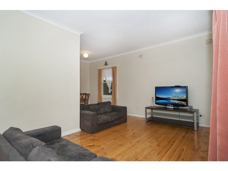 15 Bloomfield Crescent, Elizabeth Downs SA 5113