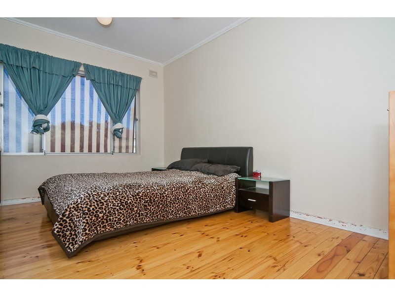 15 Bloomfield Crescent, Elizabeth Downs SA 5113