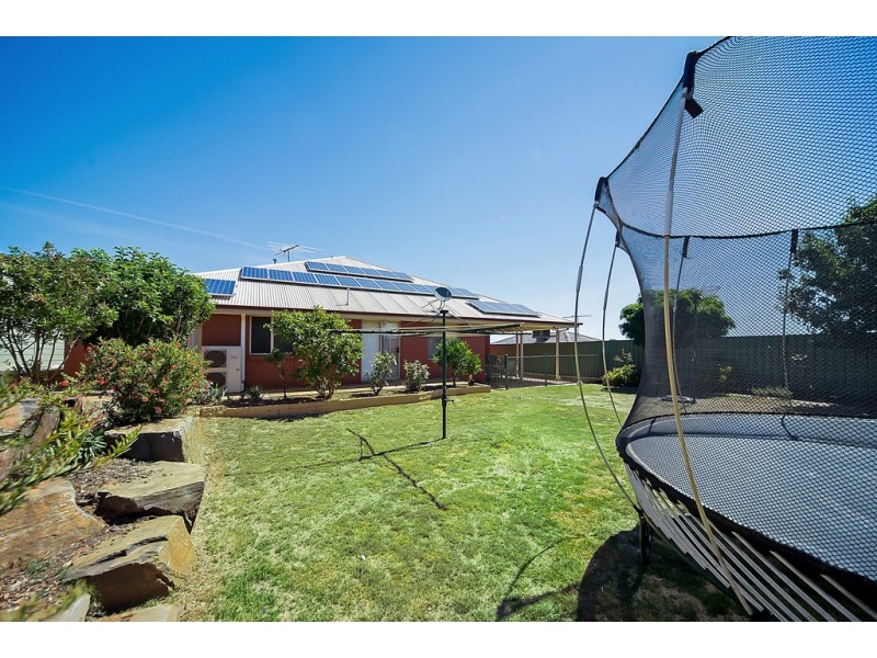 12 Selway Place, Evanston Park SA 5116