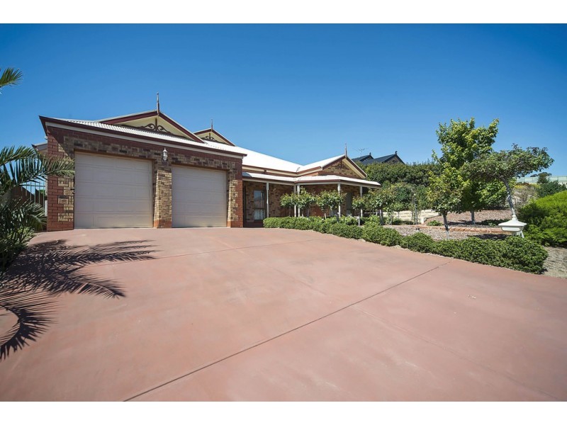 12 Selway Place, Evanston Park SA 5116