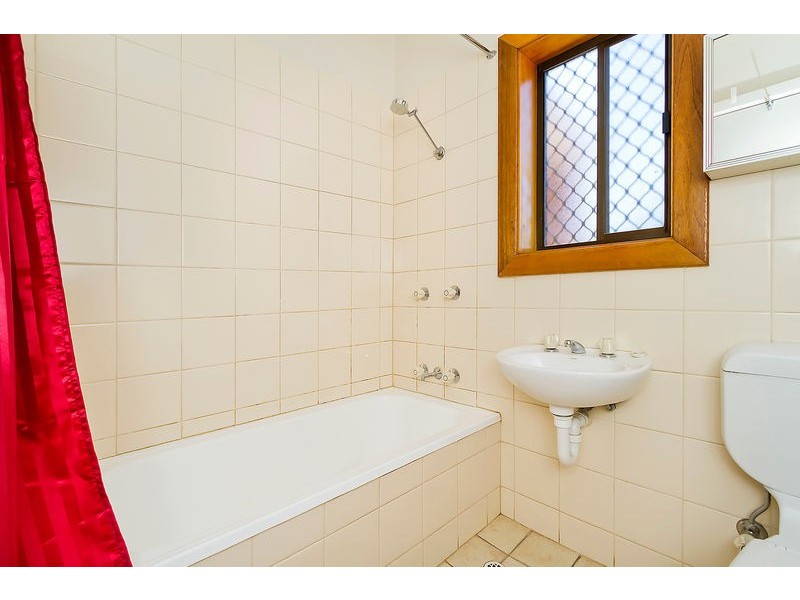 2 Bloomfield Crescent, Elizabeth Downs SA 5113