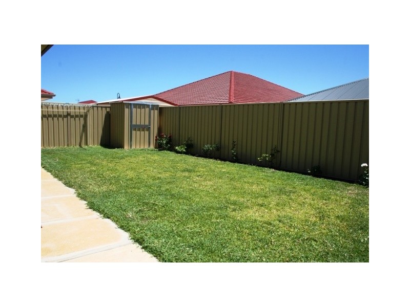 NO LONGER AVAILABLE, Munno Para West SA 5115