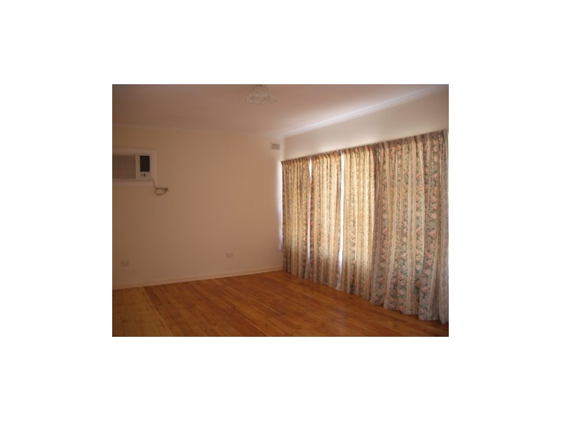 32 Greenwood Crescent, Smithfield Plains SA 5114