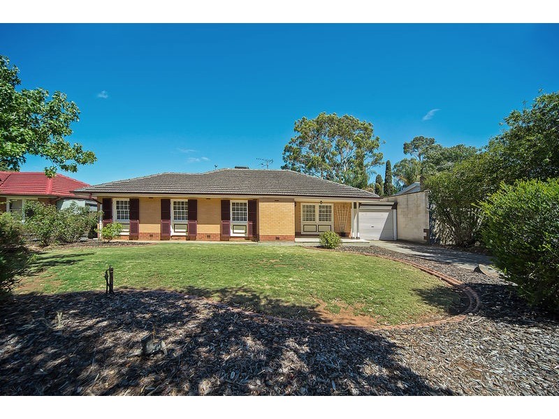 35 Hanson Road, Elizabeth Downs SA 5113