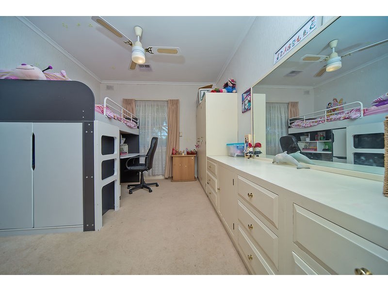 35 Hanson Road, Elizabeth Downs SA 5113