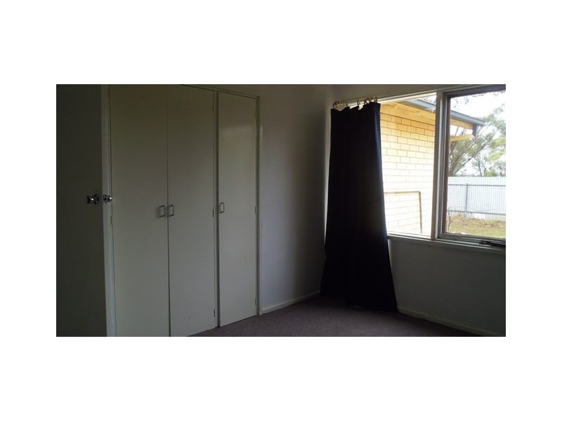 NO LONGER AVAILABLE, Munno Para SA 5115