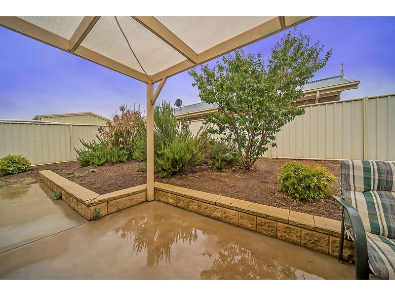 41 Strathaird Boulevard, Smithfield SA 5114