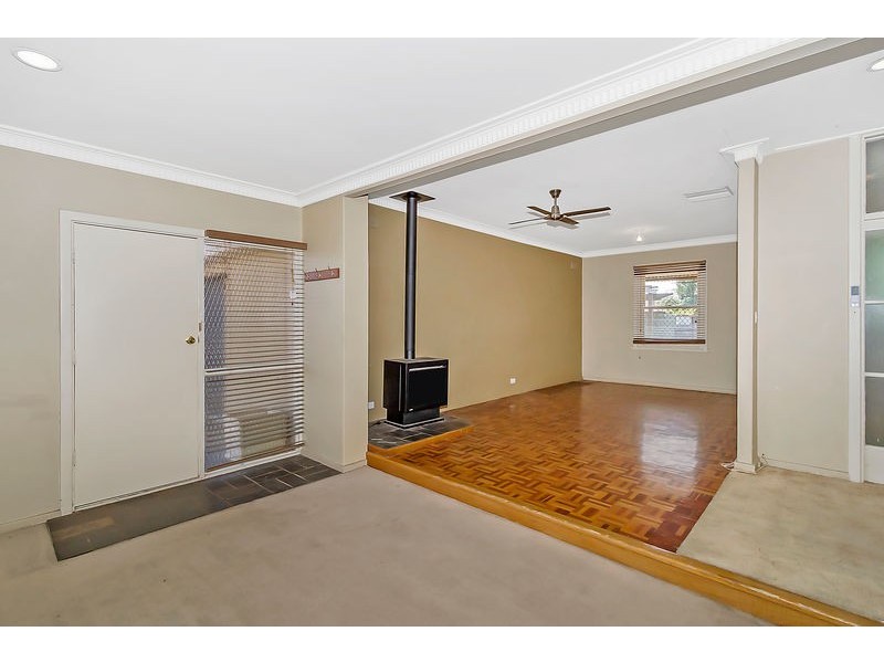 16 Laverstock Road, Elizabeth North SA 5113