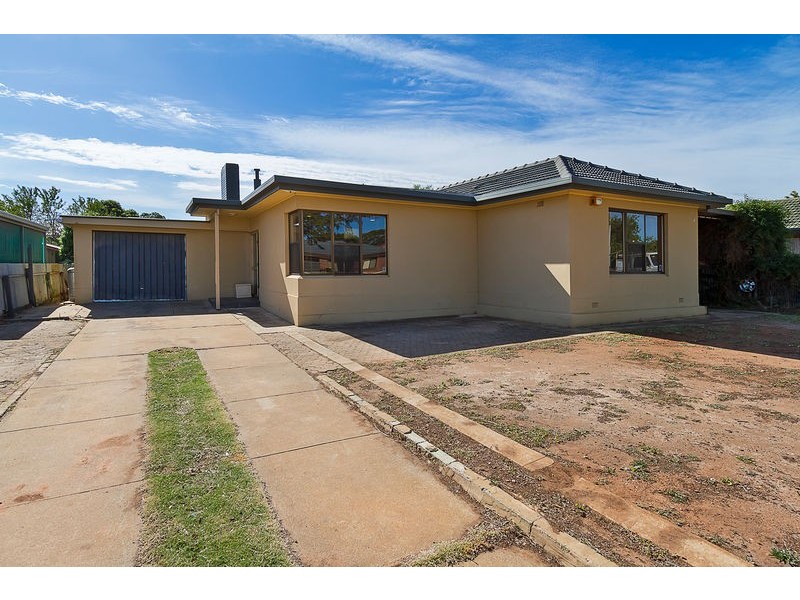 16 Laverstock Road, Elizabeth North SA 5113