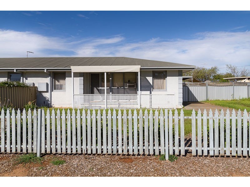 38 Donnington Road, Elizabeth North SA 5113