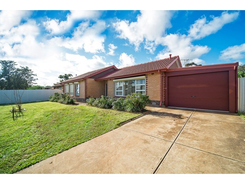 12 Saint Road, Smithfield Plains SA 5114