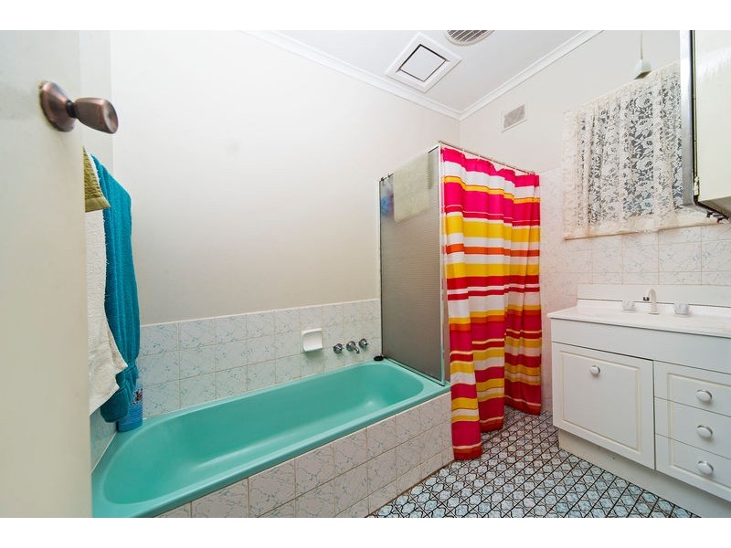 12 Saint Road, Smithfield Plains SA 5114