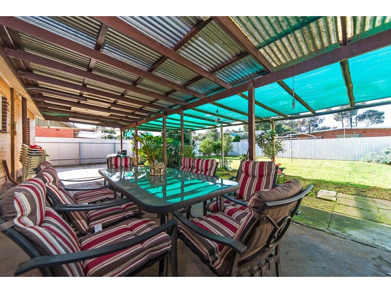 12 Saint Road, Smithfield Plains SA 5114