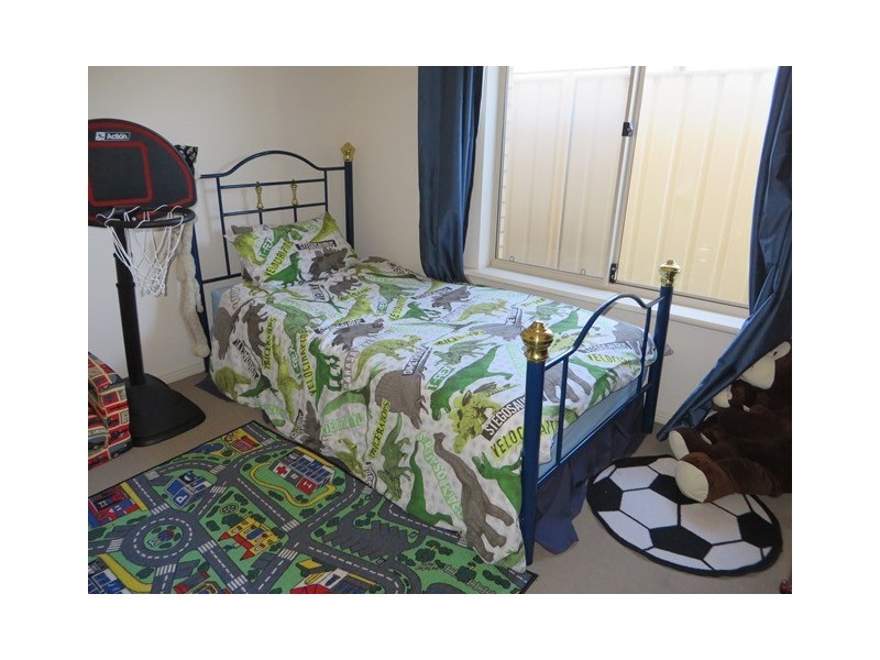 1 Canberra Court, Smithfield SA 5114