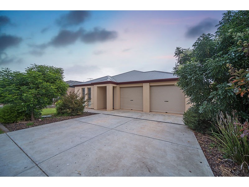 52 Strathaird Boulevard, Smithfield SA 5114
