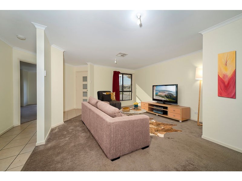 8 Davalan Drive, Munno Para West SA 5115