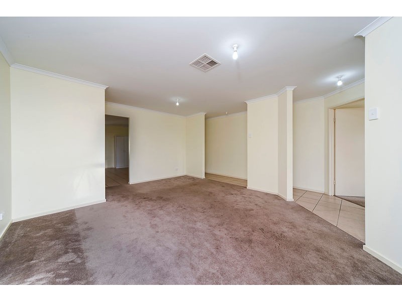 8 Davalan Drive, Munno Para West SA 5115