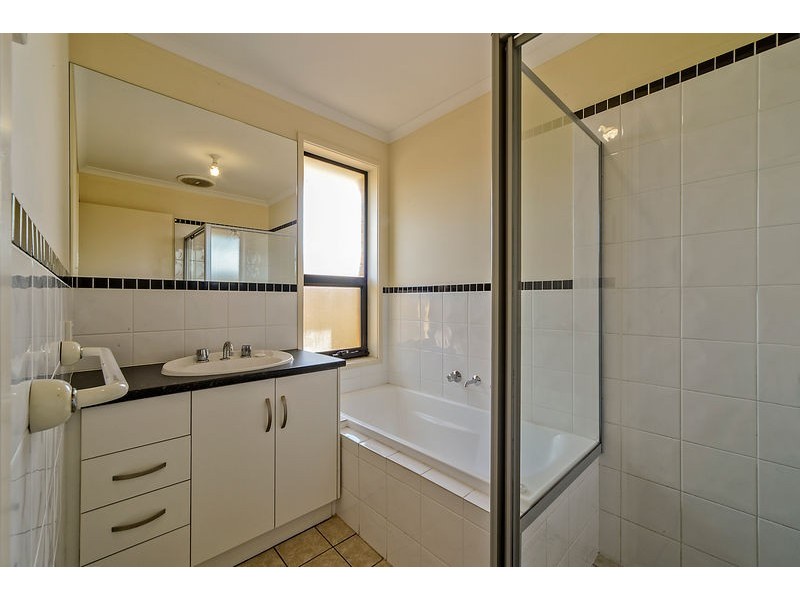 8 Davalan Drive, Munno Para West SA 5115