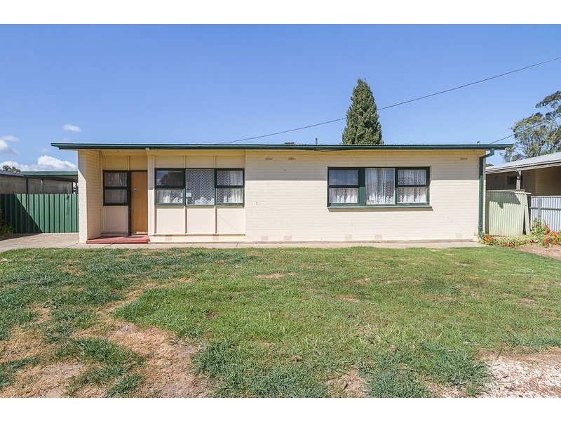 25 Crabb Road, Smithfield Plains SA 5114