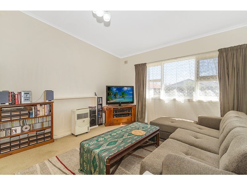 25 Crabb Road, Smithfield Plains SA 5114