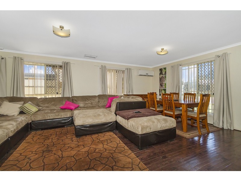16 Moulds Crescent, Smithfield SA 5114