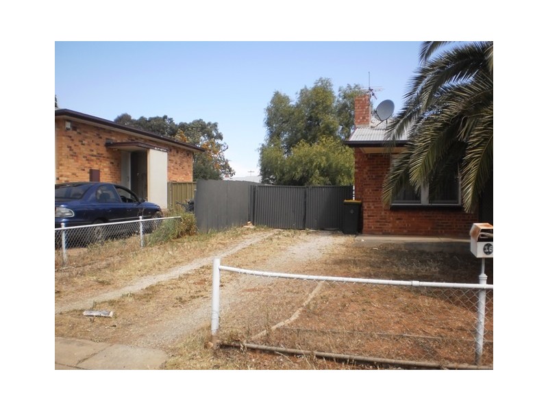 16 Midlow Road, Elizabeth Downs SA 5113