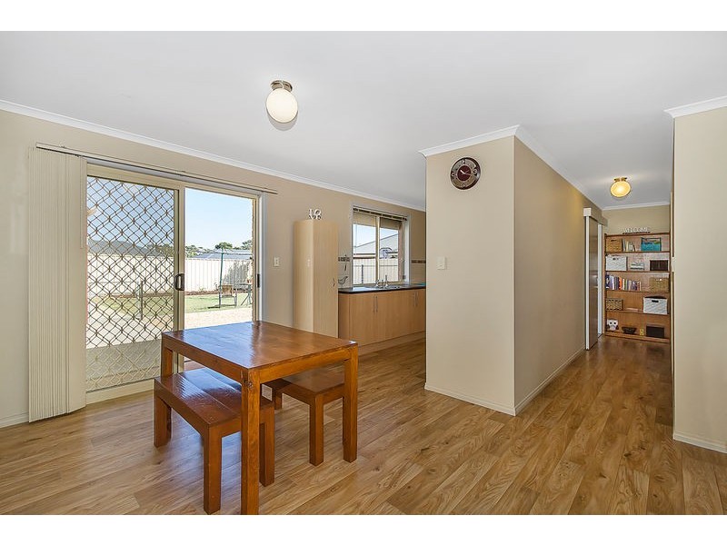 22 Moulds Crescent, Smithfield SA 5114