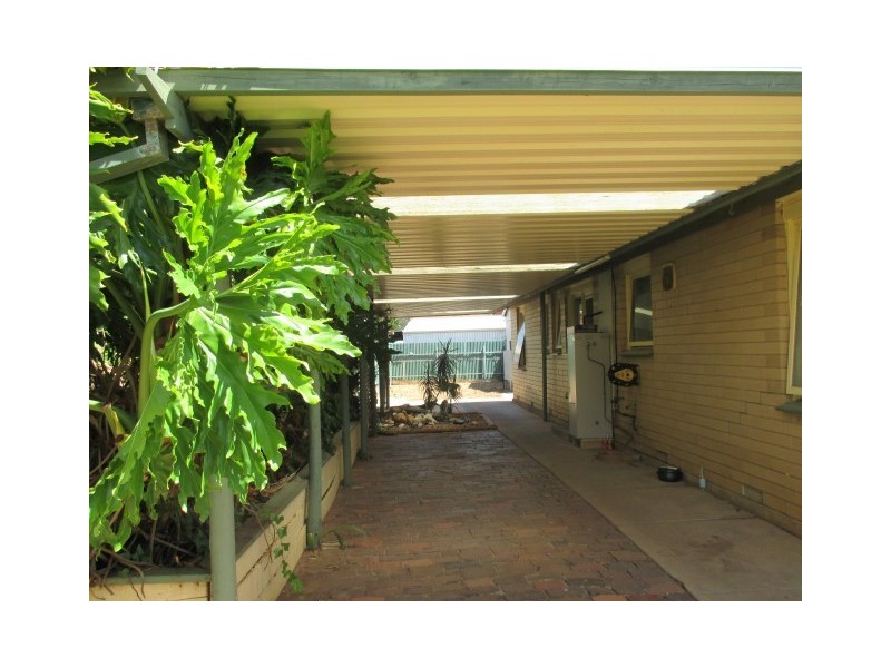 30 Alawoona Road, Munno Para SA 5115